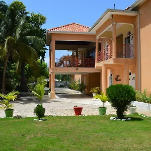Casa De Shalom Hotel